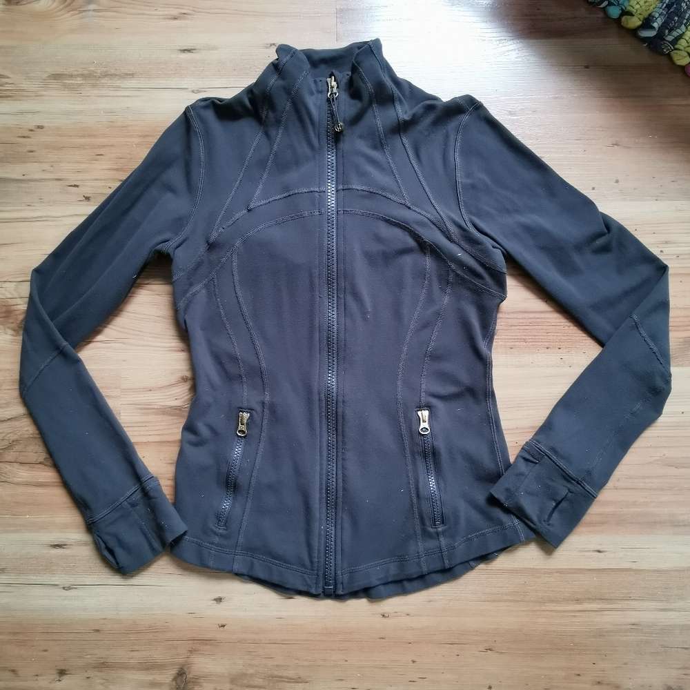 Lulu Lemon Dark Green Sweater